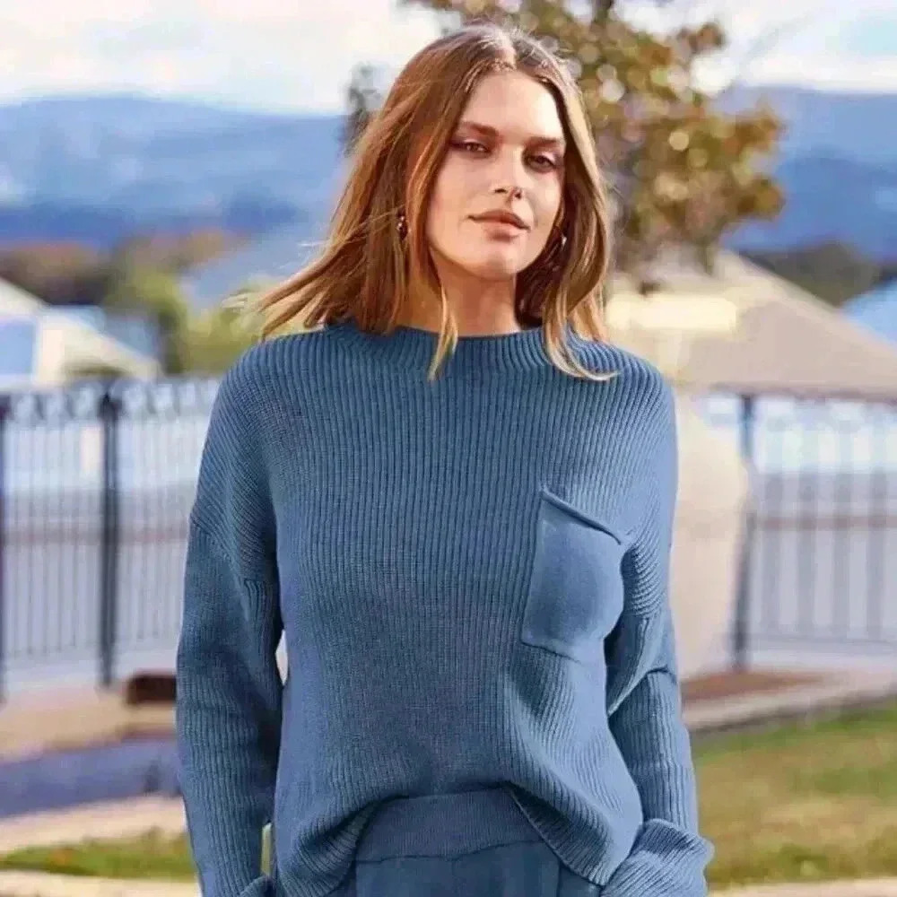 Women's Winter 2 Piece Sweater Set Casual Pullover + Short